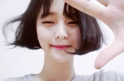 好看的短发女生图片,短发女生时尚发型大盘点