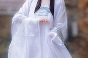 汉服宽面小姐姐图片,宽面小姐姐展现古典韵味